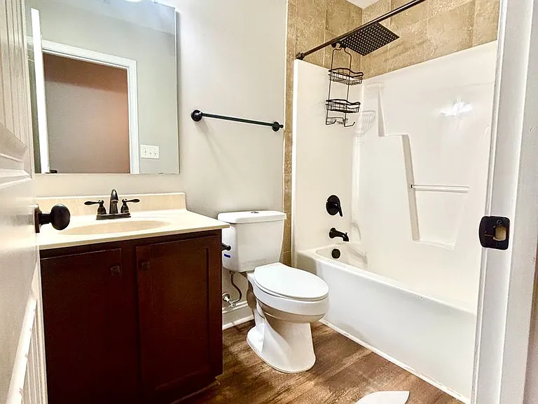 239 Fountain Grove Dr — Photo 22
