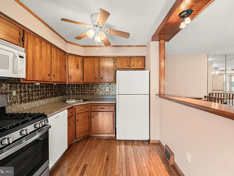9578 State Rd #A — Photo 11