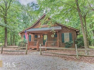1051 Pioneer Dr, White Plains, GA 30678