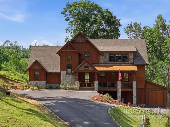 37 Tioga Drive, Banner Elk, NC 28604