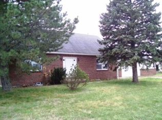 2957 Devils Hole Rd, Pemberville, OH 43450