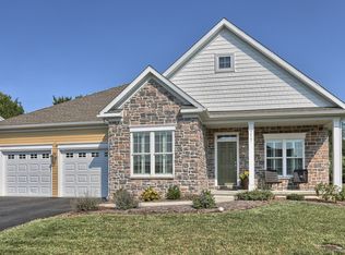 217 Sweetwater Dr #L-0205, Palmyra, PA 17078