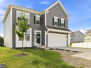 215 Upperville Dr, Stephens City, VA 22655