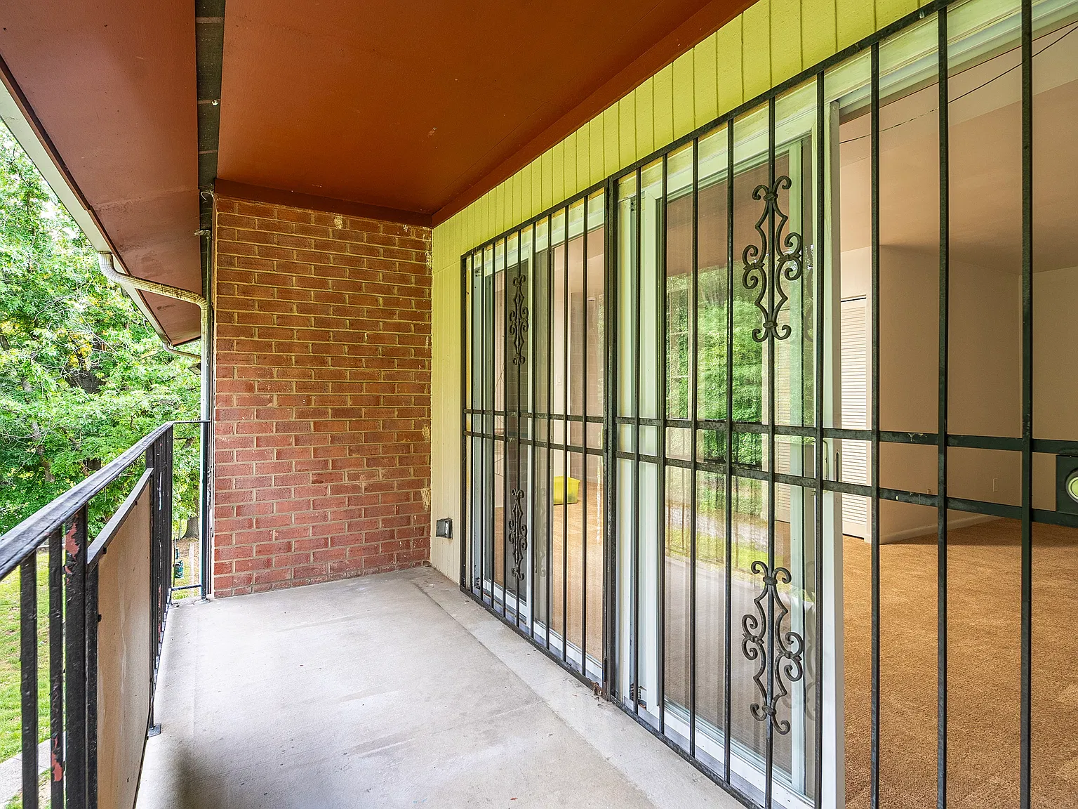 2 bed, 1124 sqft, $1,850 — Photo 3