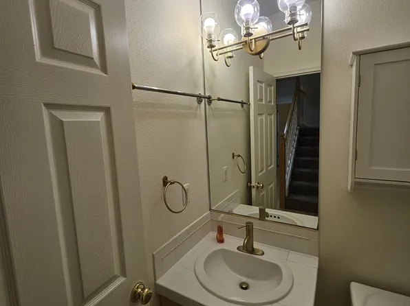 4174 NW 127th Ave, Portland, OR 97229