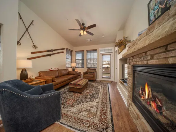 160 Village Rd Unit F302, Granby, CO 80446