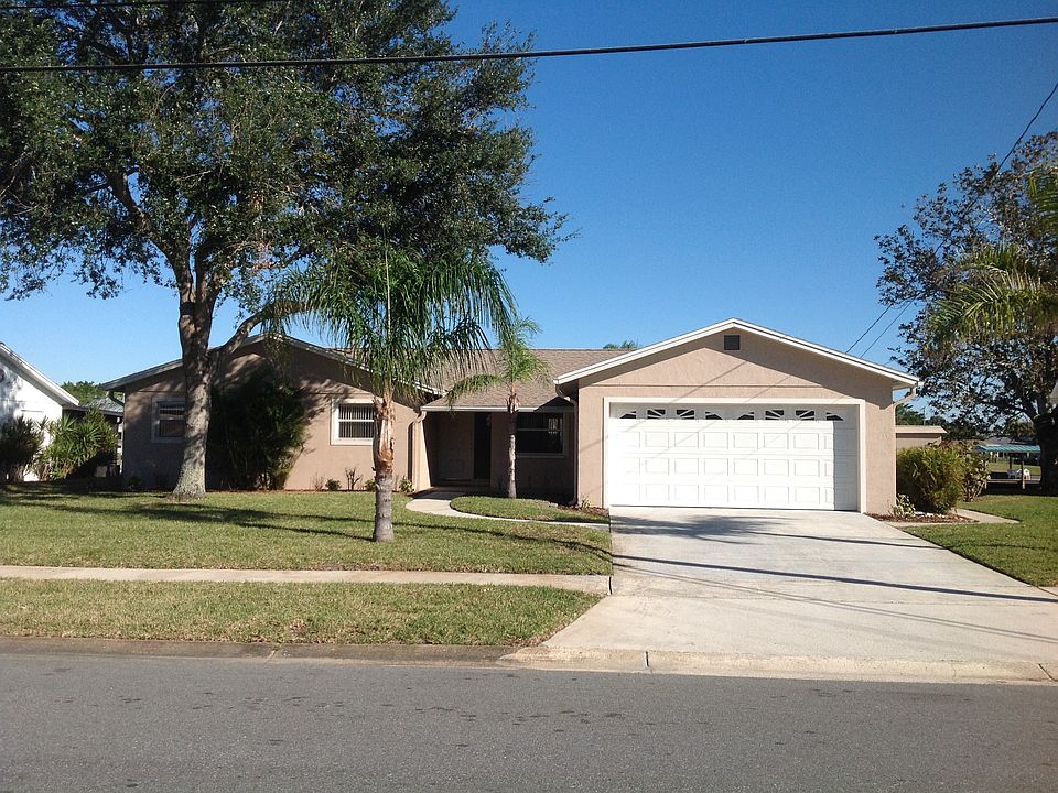 1st image of 1030 Montego Bay Dr N