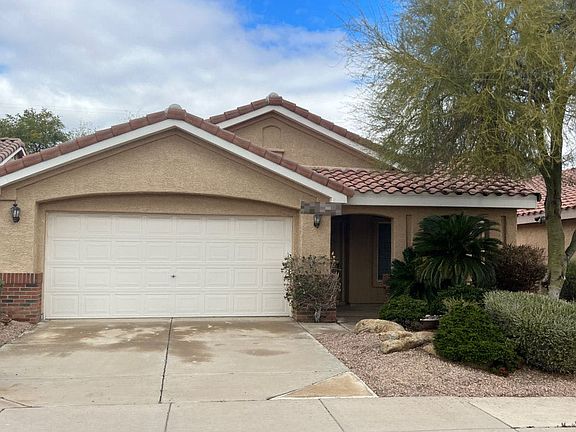 2nd image of 3228 E Escuda Rd