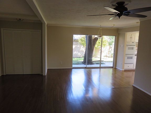 5th image of 15751 Regal Hill Cir