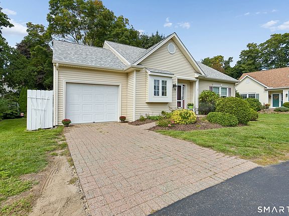 2nd image of 2 Silverbrook Lane #2