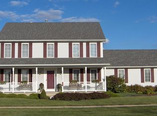 1438 Cardinal Rd, Bowling Green, OH 43402