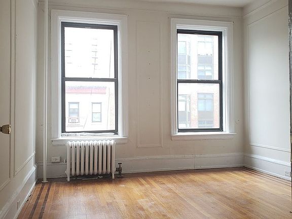 3rd image of 1202 Lexington Ave APT C1