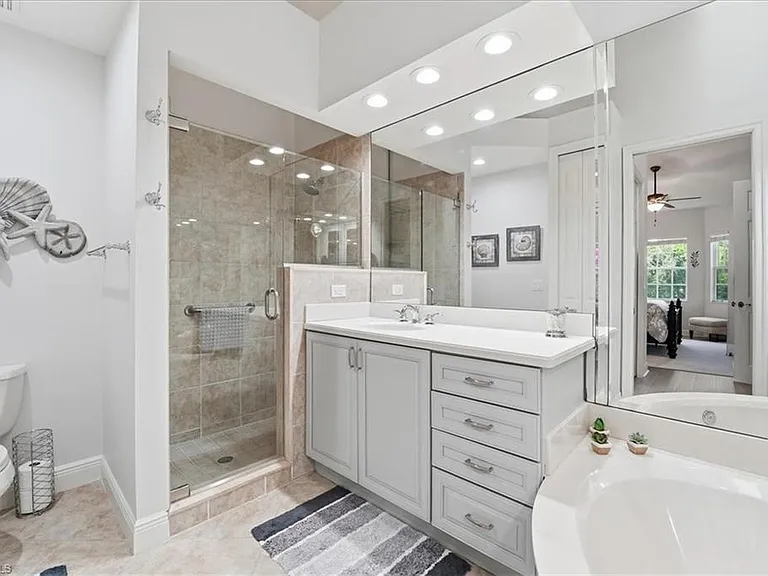 7842 Hawthorne Dr #1703 — Photo 23