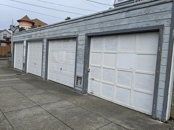 2nd image of 1207 F St APT 1