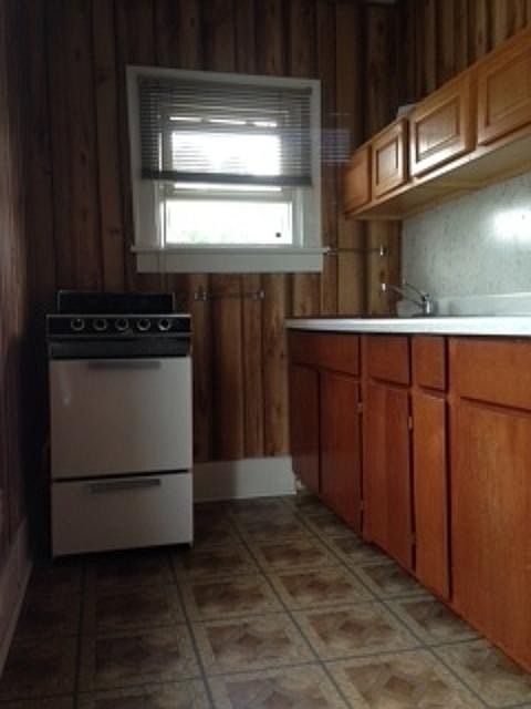 1st image of 1125 Wooster Road W # Fl 2nd