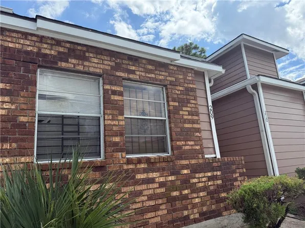701 Fairfax Dr APT 209, Gretna, LA 70056