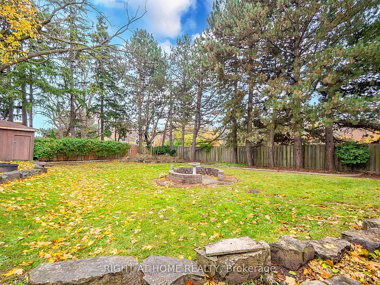 20 Pine Ridge Ln — Photo 43