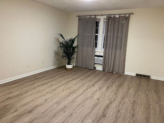 4th image of 7 Montvale St APT 4