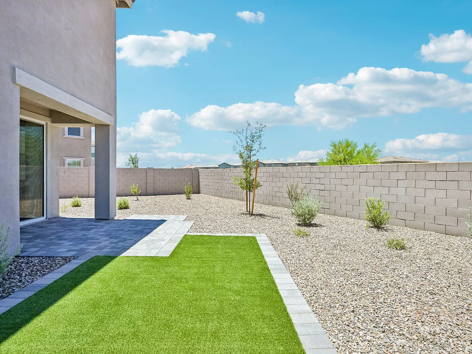 BB Living Desert Ridge — Photo 2