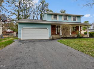 3 W Meadow Drive, Albany, NY 12203