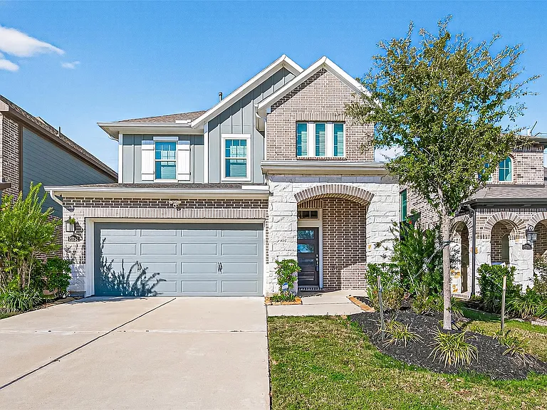 23754 Pullin Market Dr — Photo 1