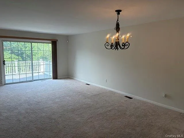 1403 Scarborough Dr — Photo 6