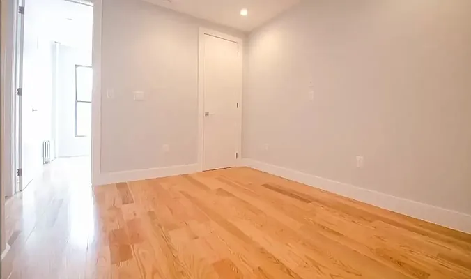 Rented by Green Line Realty | media 4