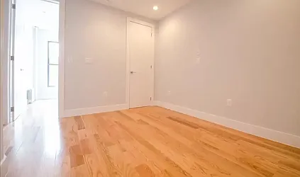 Rented by Green Line Realty