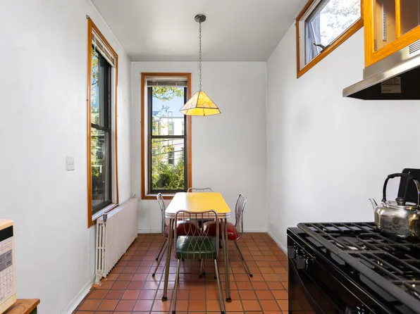 455 58th Street image 11 of 27