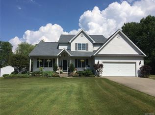 6775 Cole Rd, Orchard Park, NY 14127