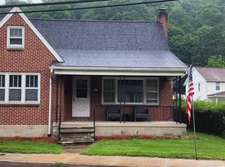 61 1/2 E Main St, Lonaconing, MD 21539