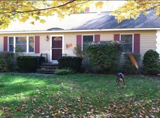 14 Maple Ridge Rd, Gorham, ME 04038