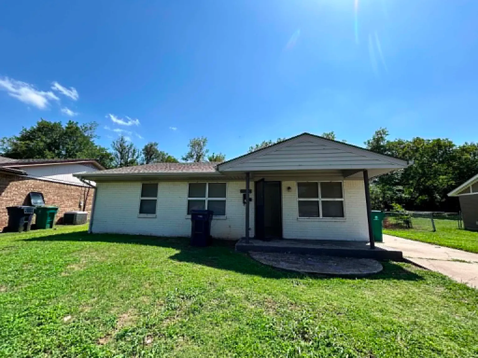 4 bed, 1173 sqft, $1,700 — Photo 1