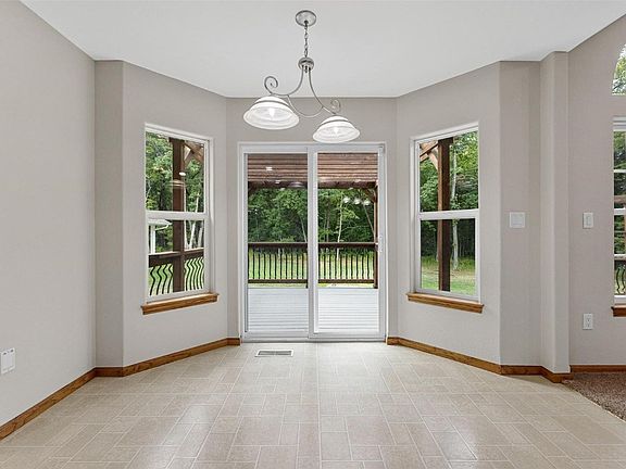 5th image of 3670 Matsell Park Rd