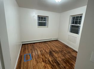 2410 Lyvere St Floor 1, Bronx, NY 10461