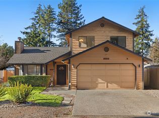 26615 220th Pl SE, Maple Valley, WA 98038