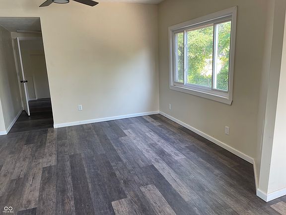5th image of 211 Woodlawn Pl