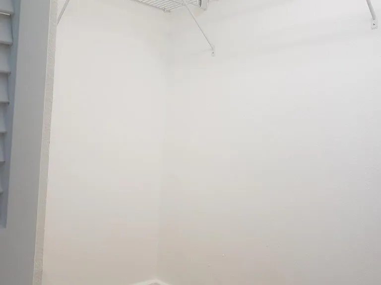 916 1st St N #5 — Photo 12