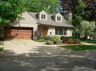 628 14th Ave, Monroe, WI 53566