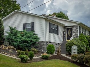 253 Hughes Ln, Bean Station, TN 37708