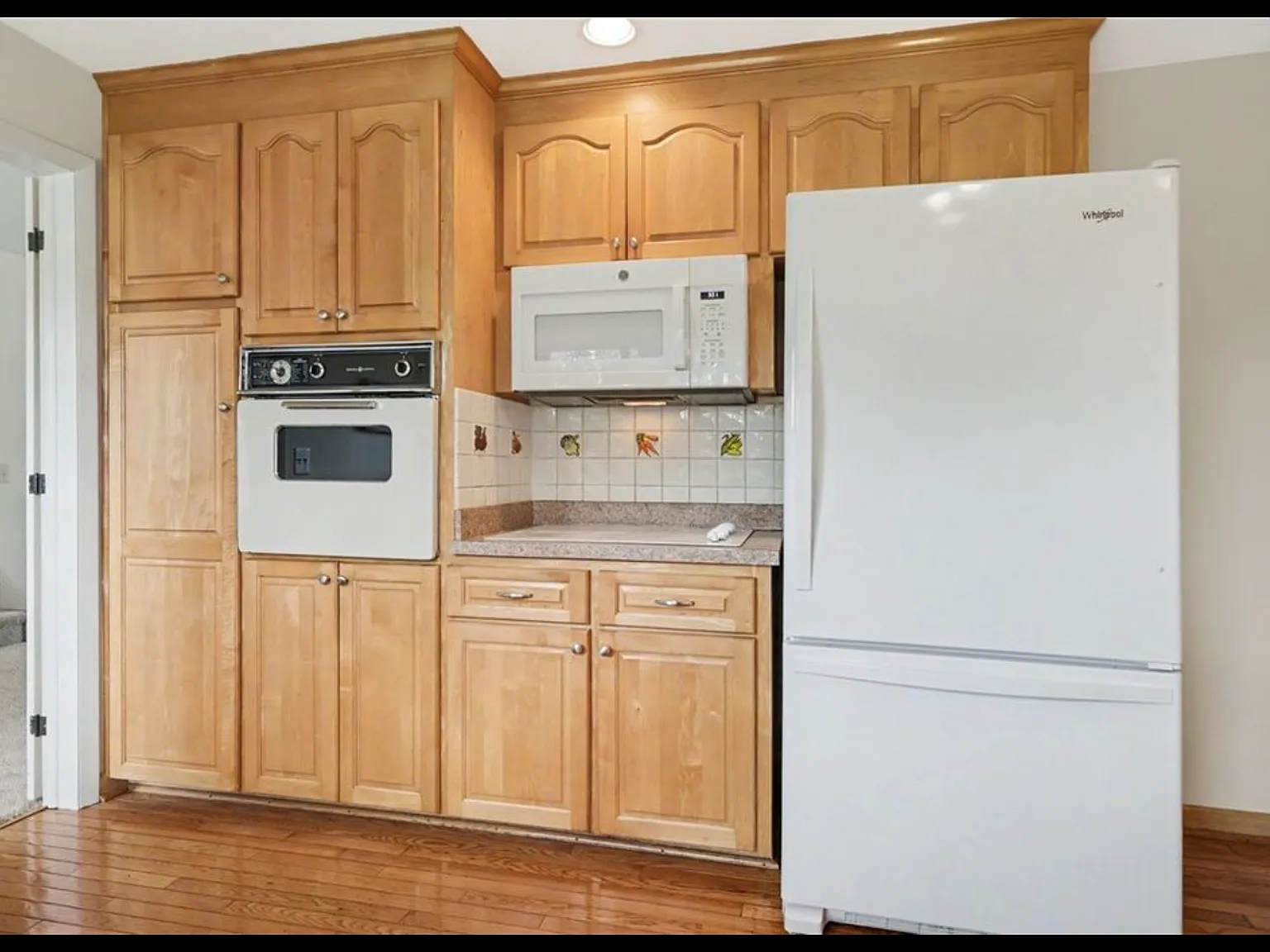 4 bed, 1922 sqft, $2,700 — Photo 4