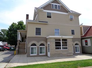 806 Maple Ave APT 2A, Laporte, IN 46350