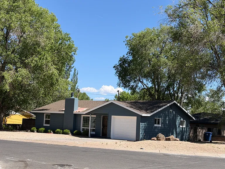 2800 E Burkhart Dr — Photo 1