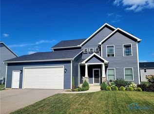 3265 Chasenwood Way, Perrysburg, OH 43551