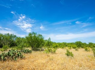 Fm 2200 S, Yancey, TX 78886