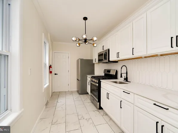 736 Lance Pl, Reading, PA 19604