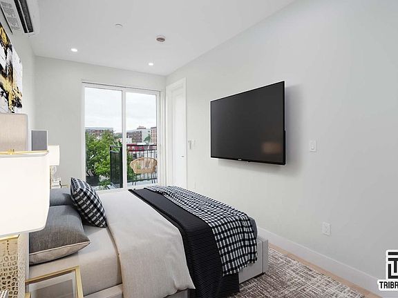 2nd image of 92 Manhattan Ave #4E