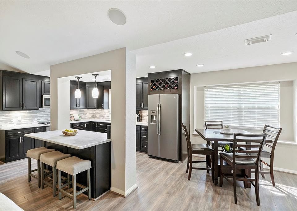 1st image of 3209 Three Sisters Cir