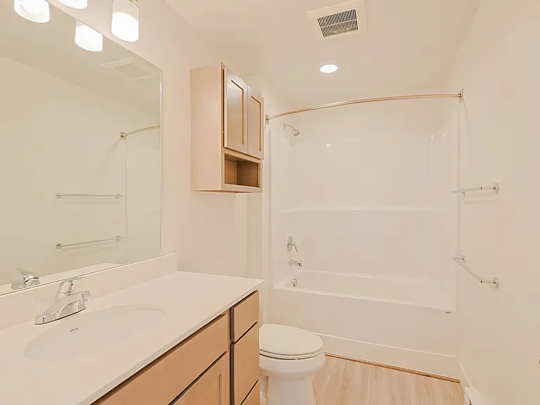 Nexus Point Apartments — Photo 58
