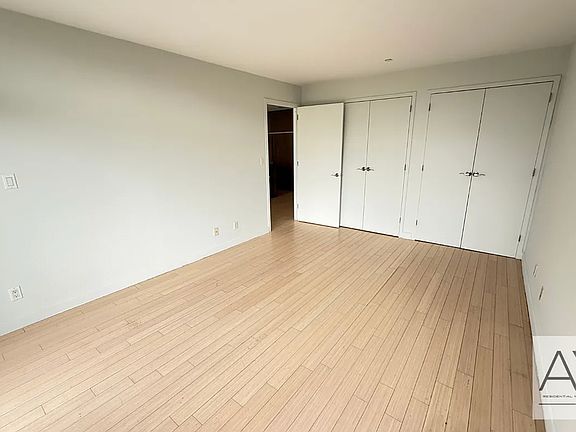 5th image of 601 Ocean Pkwy APT 3